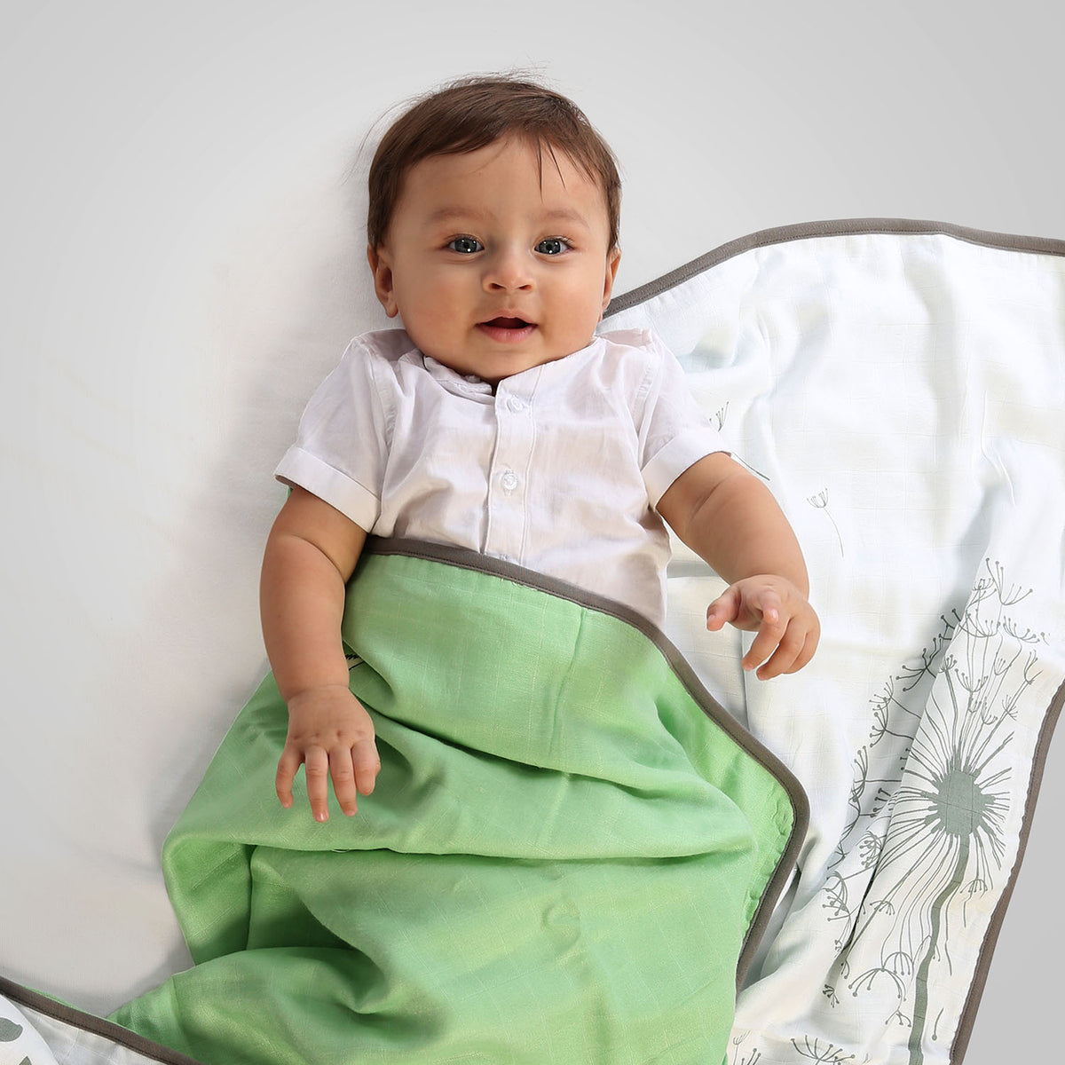 Palm Leaf Baby Blanket - Green & White Tropical Super Soft 30x40 Inch Blanket